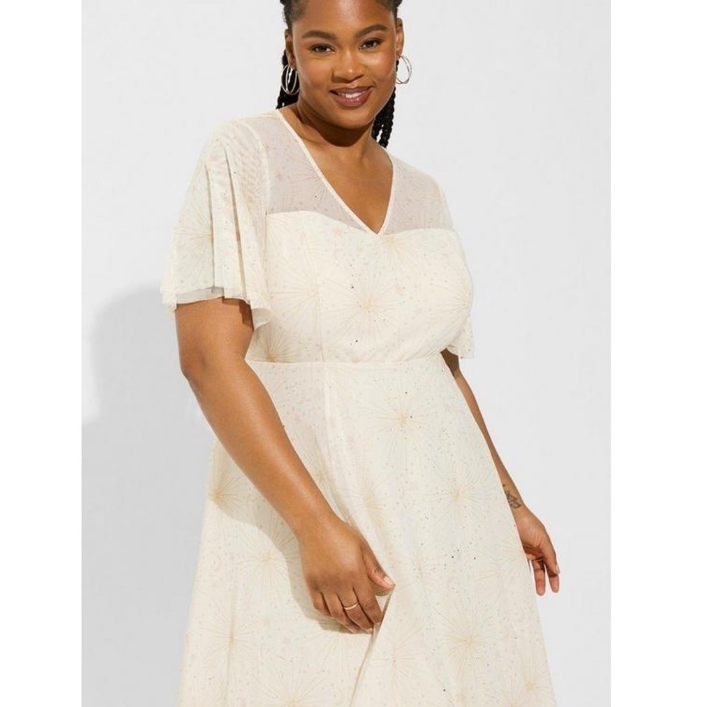 Nwt Torrid Midi Mesh Flutter Sleeve Starburst Dre… - image 4